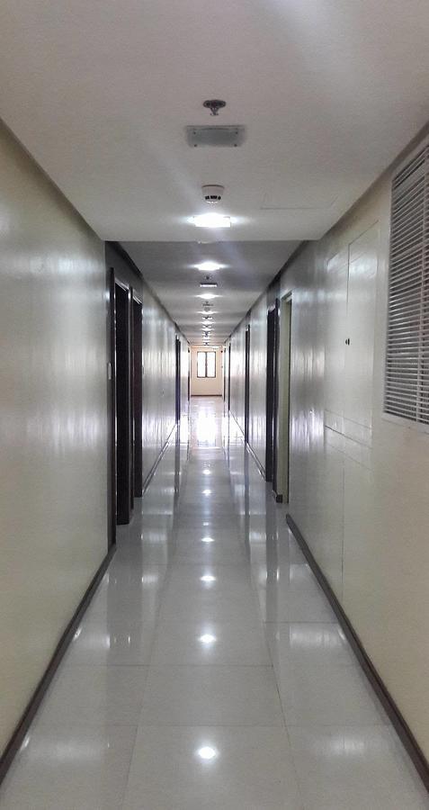 Azalea Place Robinsons Residences Себу Экстерьер фото